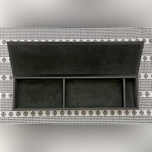 Simple Men’s Black Dresser Valet Lidded 3 Compartments Watch Keys Wallet Phone